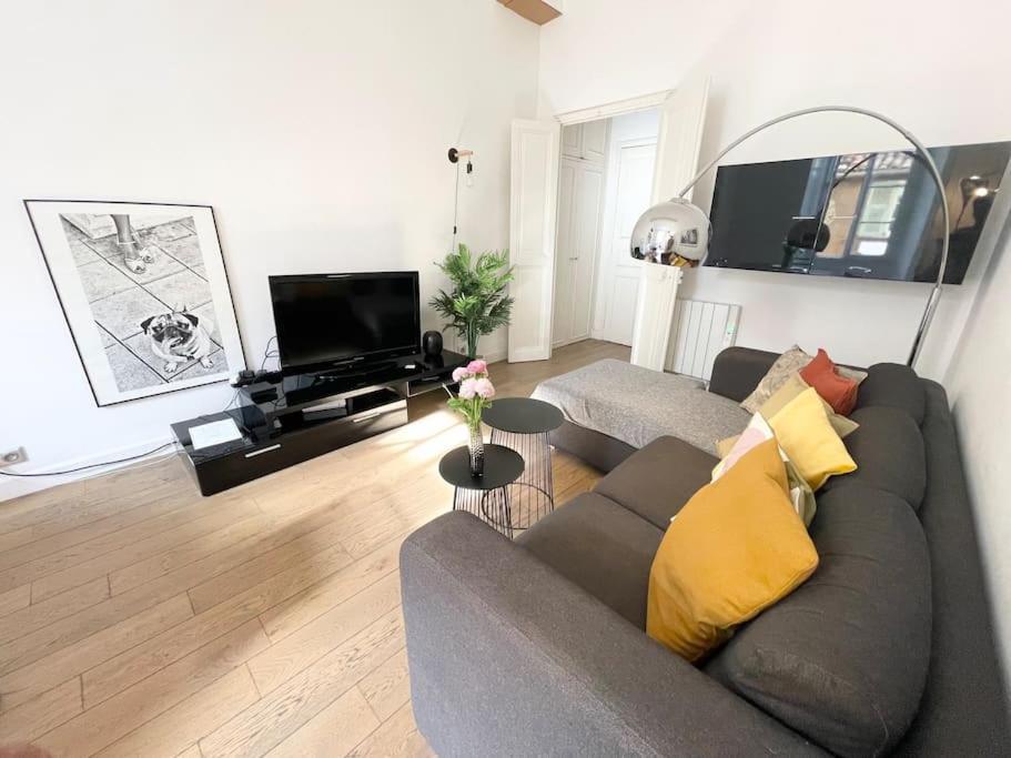 Homelivia, Vieux Nice, Appartement De Charme, Clim Balcon ภายนอก รูปภาพ